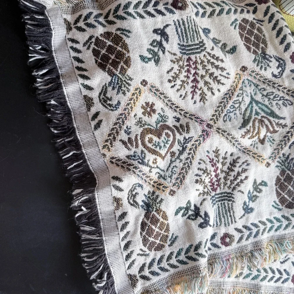 Crown Crafts Vintage Tapestry Table Runner Pineapple Floral Fringe 16x52 USA